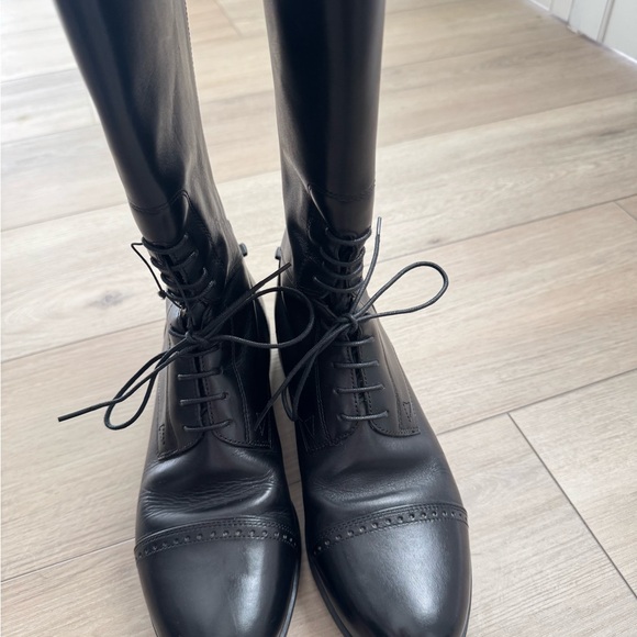 Ariat Black Leather Equestrian Boots SIZE 8* - Picture 3 of 7